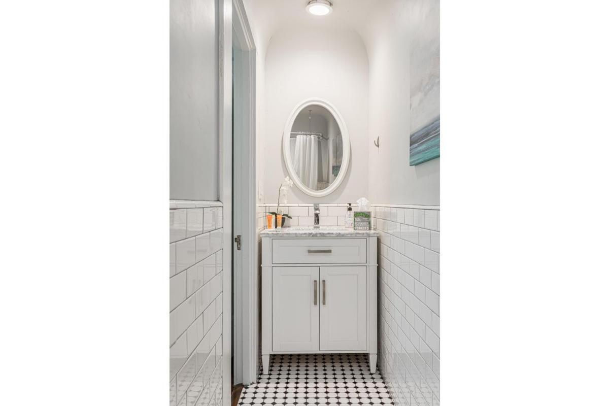 Family Laundry & Spa Sacramento Exterior foto